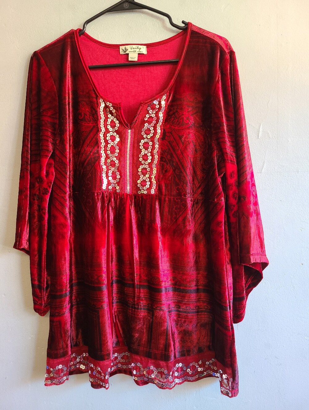 Women's large Unity dark red paisley velour-feel w/sequin hem long sleeve shirt